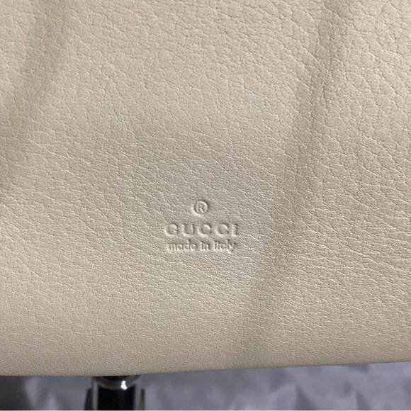 GUCCI Cream Calf Skin Leather Drawstring Hobo Shoulder Bag 109147 - Picture 3 of 14